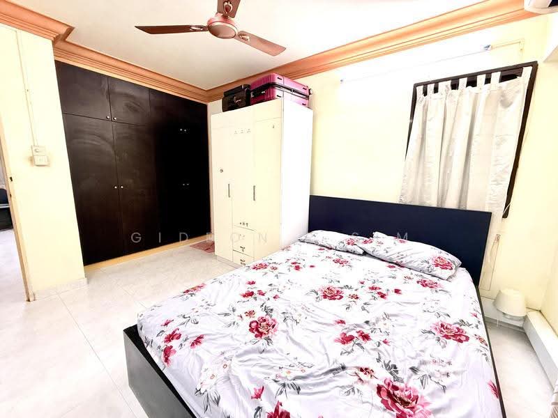 325A Sengkang East Way, 325A Sengkang East Way, Hougang / Punggol / Sengkang, 3 Bedrooms, 975 sqft, HDB Flat For Sale, by Gideon R Sim, 500305425 - Bedroom - PropertyGuru.com.sg