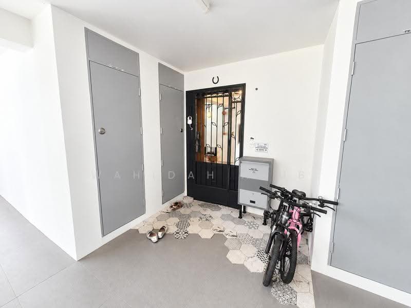 Corner Unit