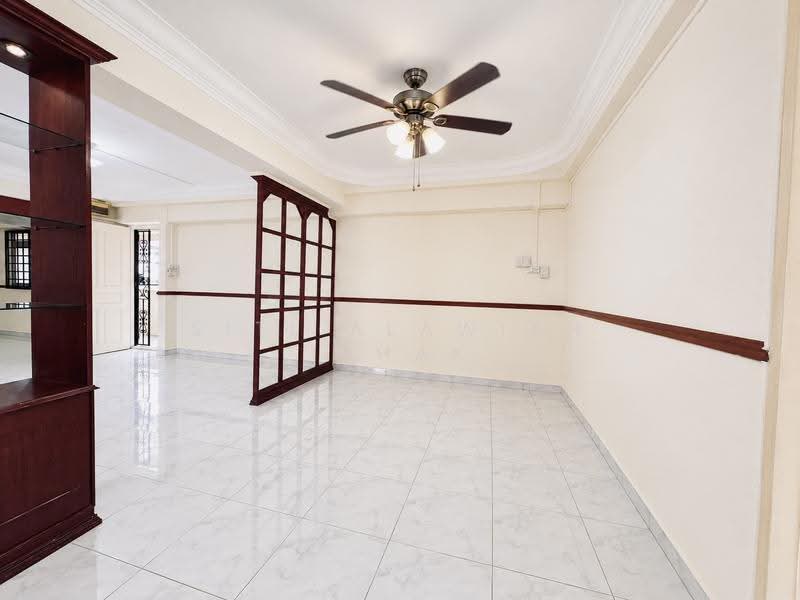308 Tampines Street 32, 308 Tampines Street 32, Pasir Ris / Tampines, 4 Bedrooms, 1,582 sqft, HDB Flat For Sale, by Siti Alawiah Ishak, 500305535 - Living Room - PropertyGuru.com.sg