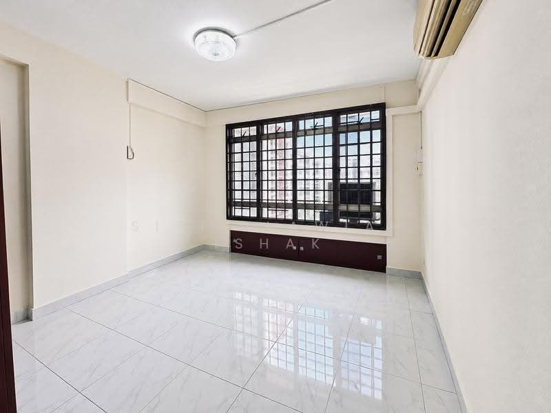 308 Tampines Street 32, 308 Tampines Street 32, Pasir Ris / Tampines, 4 Bedrooms, 1,582 sqft, HDB Flat For Sale, by Siti Alawiah Ishak, 500305535 - Master Bedroom - PropertyGuru.com.sg