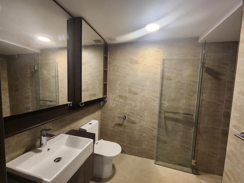 Riverfront Residences, 41 Hougang Avenue 7, Hougang / Punggol / Sengkang, 3 Bedrooms, 872 sqft, Condominium For Rent, by Ng Fu Xing, 500305679 - Bathroom - PropertyGuru.com.sg