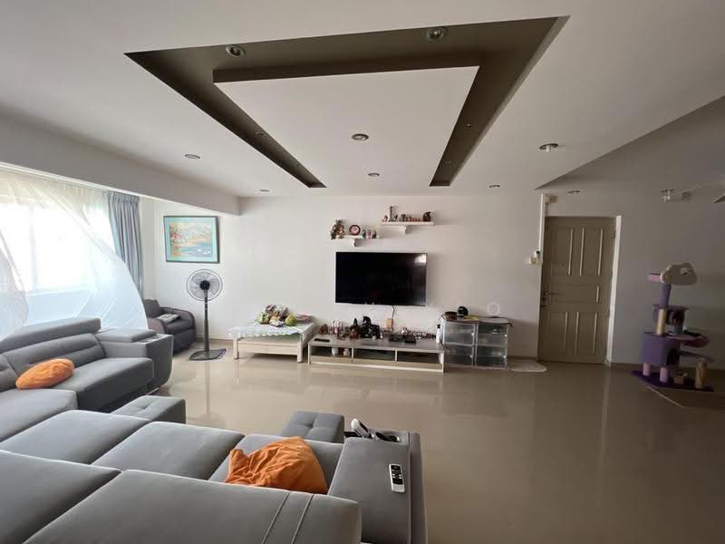 510 Pasir Ris Street 52, 510 Pasir Ris Street 52, Pasir Ris / Tampines, Room Rental, 150 sqft, HDB Flat For Rent, by Freddy Yeo, 500305723 - Living Room - PropertyGuru.com.sg