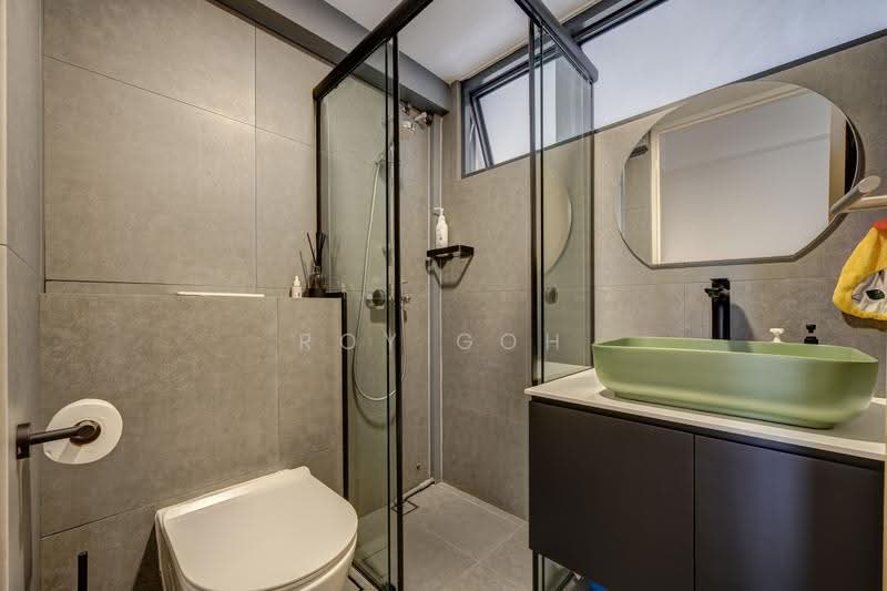 92 Dawson Road, 92 Dawson Road, Alexandra / Commonwealth, 3 Bedrooms, 1,044 sqft, HDB Flat For Sale, by Roy Goh, 500305949 - Bathroom - PropertyGuru.com.sg