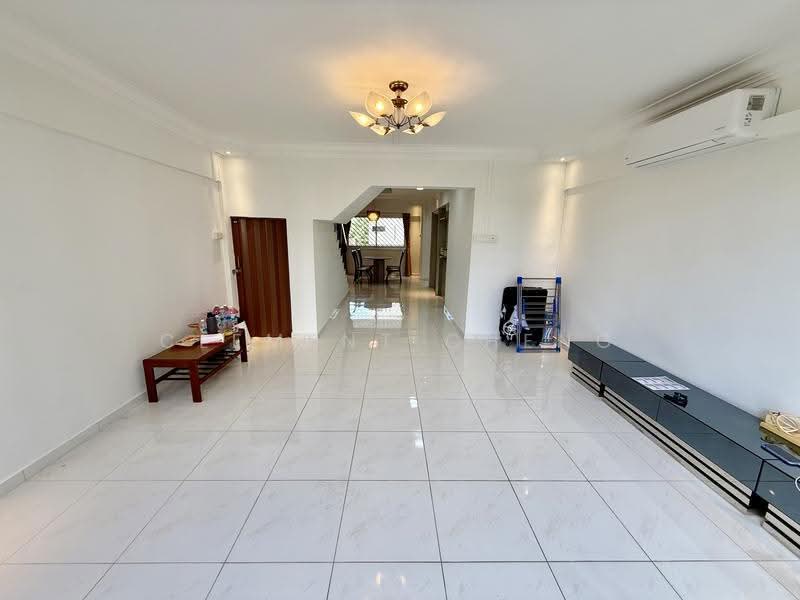 133 Geylang East Avenue 1, 133 Geylang East Avenue 1, Eunos / Geylang / Paya Lebar, 3 Bedrooms, 1,572 sqft, HDB Flat For Sale, by Clement Cheng, 500305999 - Living Room - PropertyGuru.com.sg