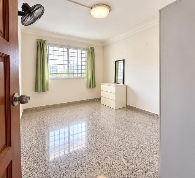 133 Bedok Reservoir Road, 133 Bedok Reservoir Road, Bedok / Upper East Coast, 3 Bedrooms, 1,109 sqft, HDB Flat For Sale, by Noi Jamlan, 500306005 - Bedroom - PropertyGuru.com.sg