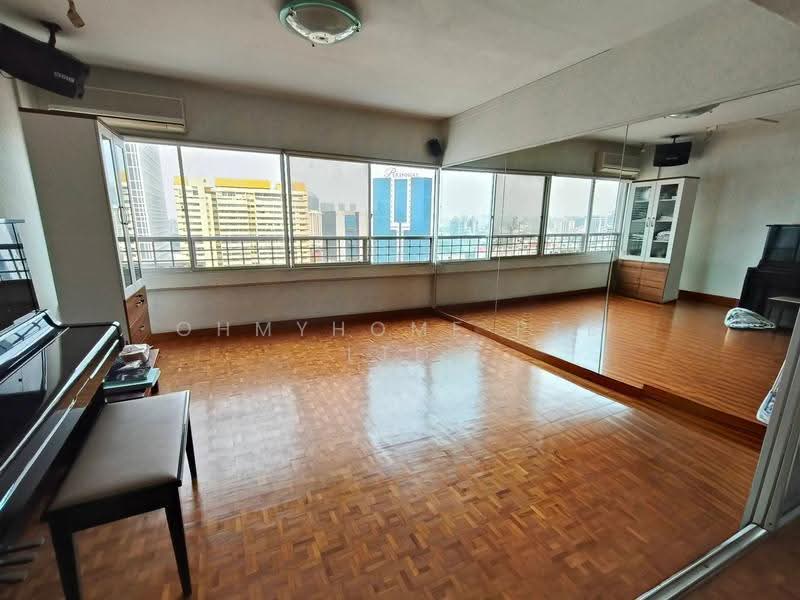 People's Park Complex, 1 Park Road, Boat Quay / Raffles Place / Marina, 3 Bedrooms, 1,119 sqft, Apartment For Sale, by JESLYN LIM, 500306029 - Living Room - PropertyGuru.com.sg