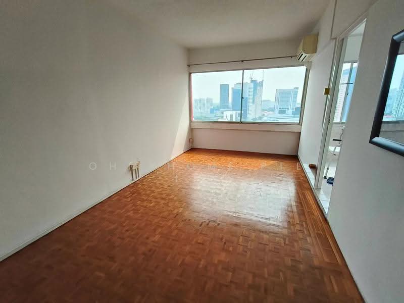 People's Park Complex, 1 Park Road, Boat Quay / Raffles Place / Marina, 3 Bedrooms, 1,119 sqft, Apartment For Sale, by JESLYN LIM, 500306029 - Living Room - PropertyGuru.com.sg