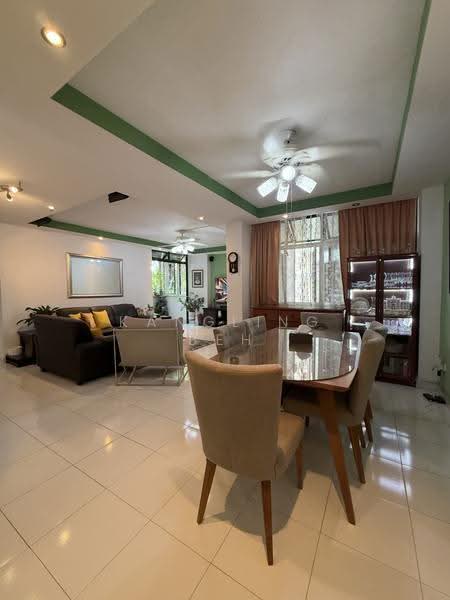 465 Segar Road, 465 Segar Road, Dairy Farm / Bukit Panjang / Choa Chu Kang, 4 Bedrooms, 1,432 sqft, HDB Flat For Sale, by KangLing Beh, 500306241 - Living Room - PropertyGuru.com.sg