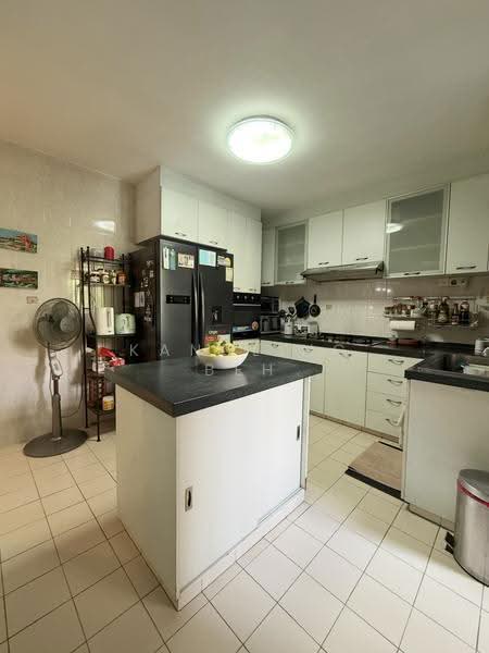 465 Segar Road, 465 Segar Road, Dairy Farm / Bukit Panjang / Choa Chu Kang, 4 Bedrooms, 1,432 sqft, HDB Flat For Sale, by KangLing Beh, 500306241 - Kitchen - PropertyGuru.com.sg