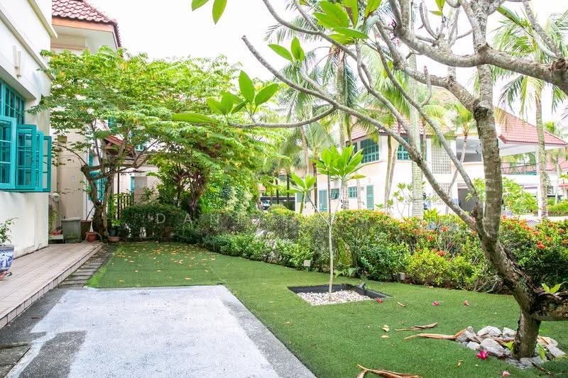 Ponggol Seventeenth Ave, Hougang / Punggol / Sengkang, 7 Bedrooms, 5,996 sqft, Cluster House For Sale, by Daniel Ong, 500306246 - Exterior - PropertyGuru.com.sg