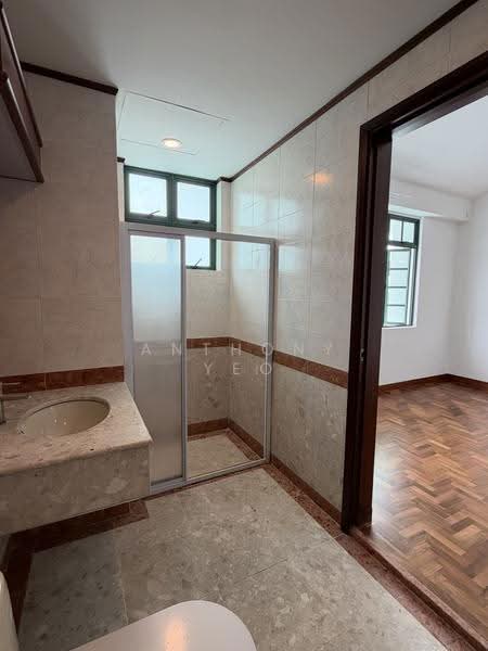 Kelulut Hill, Kelulut Hill, Seletar / Yio Chu Kang, 4 Bedrooms, 2,600 sqft, Corner Terrace For Rent, by Anthony Yeo, 500306316 - Bathroom - PropertyGuru.com.sg