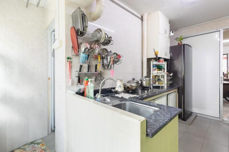 101 Ang Mo Kio Avenue 3, 101 Ang Mo Kio Avenue 3, Ang Mo Kio / Bishan / Thomson, 3 Bedrooms, 990 sqft, HDB Flat For Sale, by Clifton Ong, 500306323 - Kitchen - PropertyGuru.com.sg