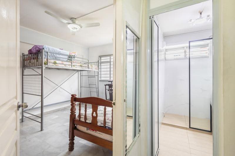 101 Ang Mo Kio Avenue 3, 101 Ang Mo Kio Avenue 3, Ang Mo Kio / Bishan / Thomson, 3 Bedrooms, 990 sqft, HDB Flat For Sale, by Clifton Ong, 500306323 - Bedroom - PropertyGuru.com.sg