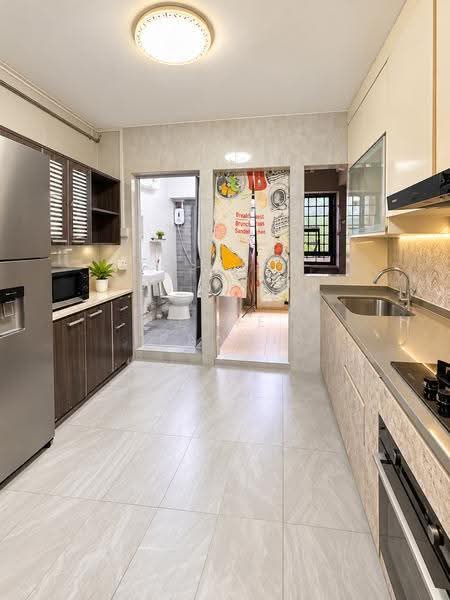 444 Choa Chu Kang Avenue 4, 444 Choa Chu Kang Avenue 4, Dairy Farm / Bukit Panjang / Choa Chu Kang, 3 Bedrooms, 1,076 sqft, HDB Flat For Sale, by Jane Francis, 500306524 - Kitchen - PropertyGuru.com.sg