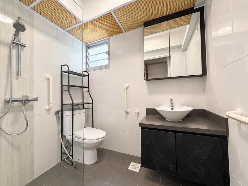 185B Woodlands Street 13, 185B Woodlands Street 13, Admiralty / Woodlands, Room Rental, 162 sqft, HDB Flat For Rent, by Shah Marican, 500306576 - Bathroom - PropertyGuru.com.sg