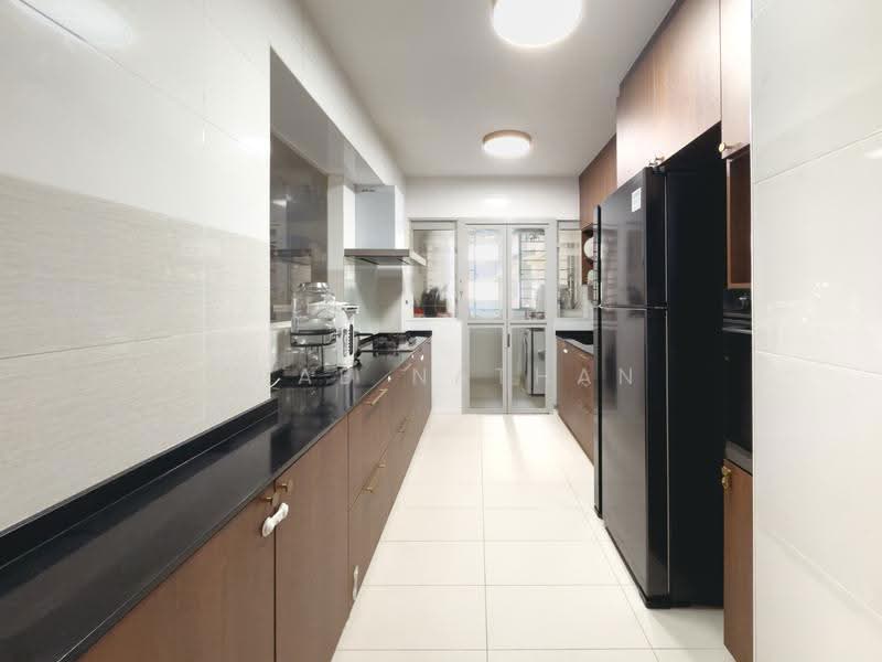 Wide, Functional Kitchen