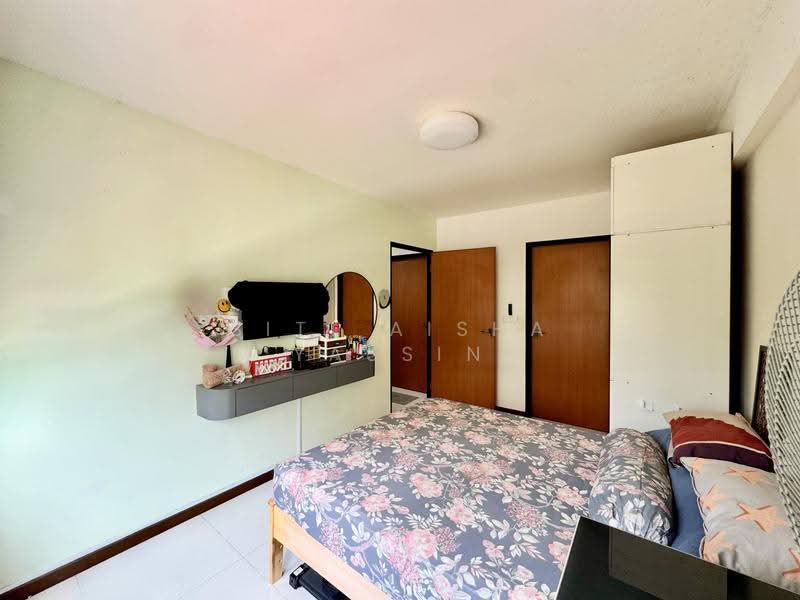 932B Hougang Avenue 9, 932B Hougang Avenue 9, Hougang / Punggol / Sengkang, 2 Bedrooms, 721 sqft, HDB Flat For Sale, by Siti Aisha Yassin, 500306728 - PropertyGuru.com.sg