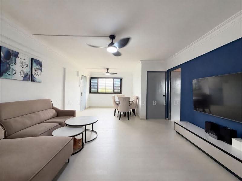 615 Bedok Reservoir Road, 615 Bedok Reservoir Road, Bedok / Upper East Coast, 3 Bedrooms, 1,001 sqft, HDB Flat For Sale, by Nazri Baobed, 500307223 - Living Room - PropertyGuru.com.sg