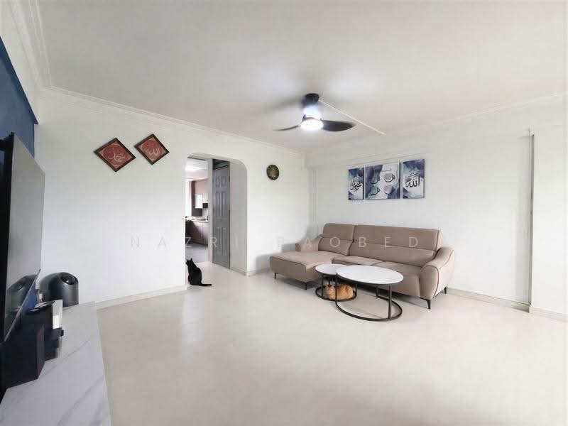 615 Bedok Reservoir Road, 615 Bedok Reservoir Road, Bedok / Upper East Coast, 3 Bedrooms, 1,001 sqft, HDB Flat For Sale, by Nazri Baobed, 500307223 - Living Room - PropertyGuru.com.sg