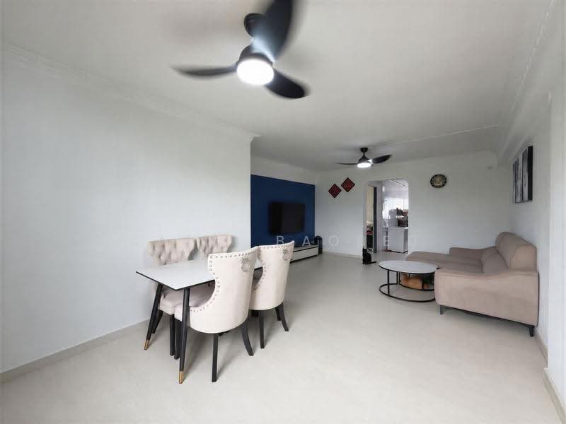 615 Bedok Reservoir Road, 615 Bedok Reservoir Road, Bedok / Upper East Coast, 3 Bedrooms, 1,001 sqft, HDB Flat For Sale, by Nazri Baobed, 500307223 - Living Room - PropertyGuru.com.sg