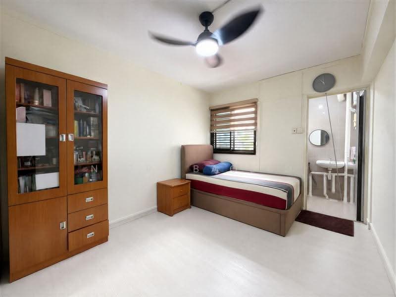 615 Bedok Reservoir Road, 615 Bedok Reservoir Road, Bedok / Upper East Coast, 3 Bedrooms, 1,001 sqft, HDB Flat For Sale, by Nazri Baobed, 500307223 - Bedroom - PropertyGuru.com.sg