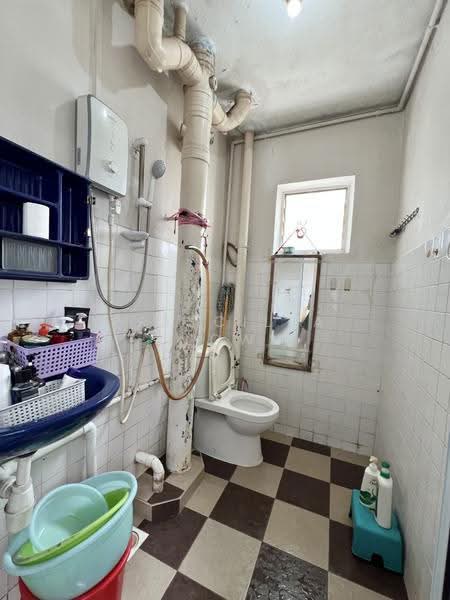 Bathroom 2