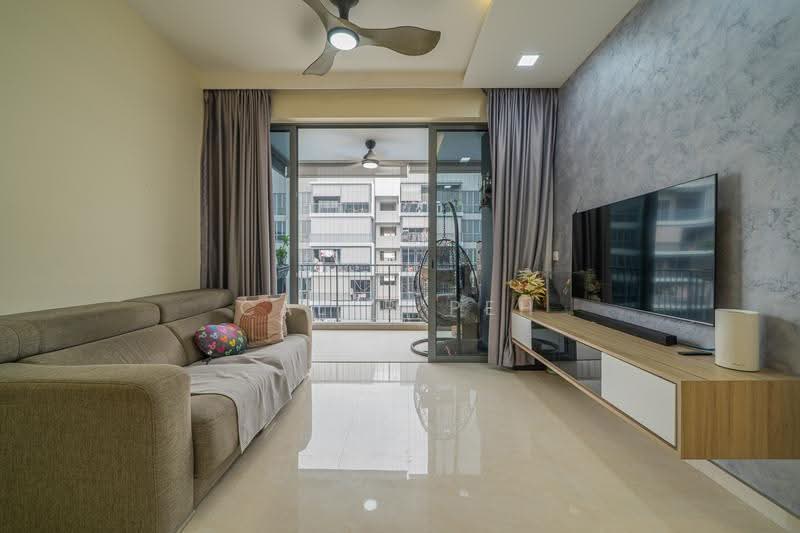 Signature At Yishun, 33 Yishun Street 51, Sembawang / Yishun, 3 Bedrooms, 1,098 sqft, Condominium For Sale, by Caleb Peh, 500307484 - Living Room - PropertyGuru.com.sg