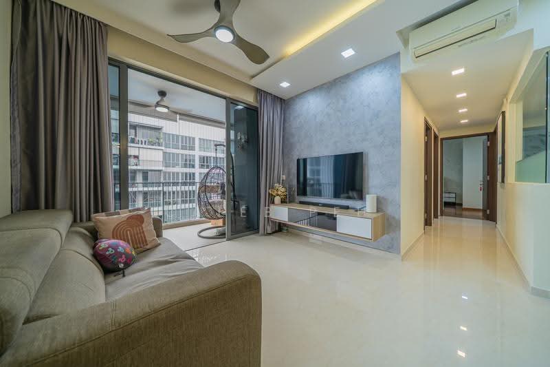 Signature At Yishun, 33 Yishun Street 51, Sembawang / Yishun, 3 Bedrooms, 1,098 sqft, Condominium For Sale, by Caleb Peh, 500307484 - Living Room - PropertyGuru.com.sg