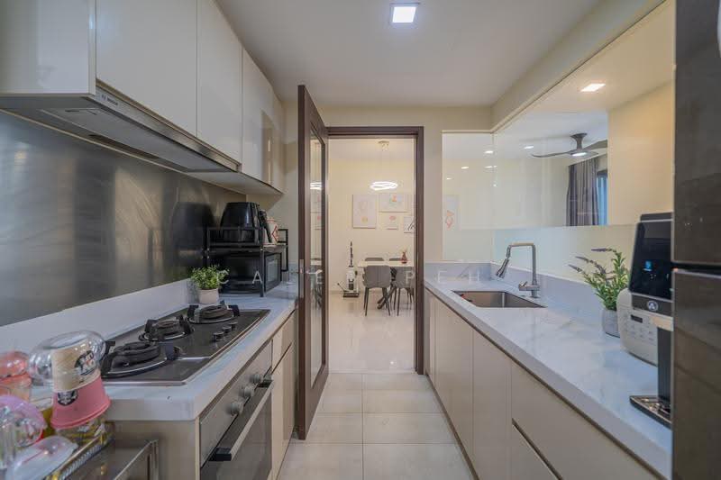 Signature At Yishun, 33 Yishun Street 51, Sembawang / Yishun, 3 Bedrooms, 1,098 sqft, Condominium For Sale, by Caleb Peh, 500307484 - Kitchen - PropertyGuru.com.sg