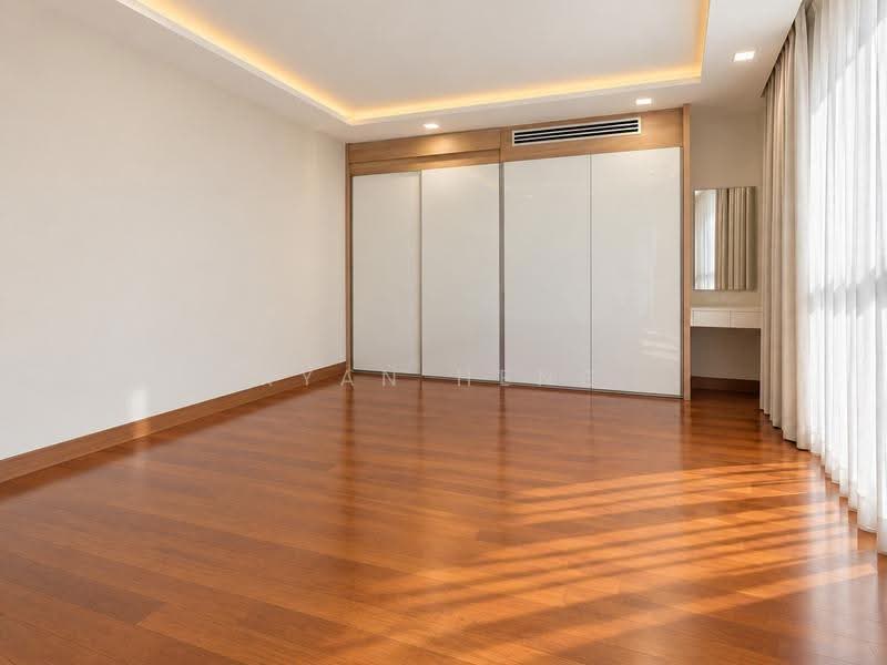 Rare 2.5-Sty Semi-D with Basement | 6 Ensuites | Lift | Fireworks View | TOP 2017, Hougang / Punggol / Sengkang, 7 Bedrooms, 5,880 sqft, Semi-Detached House For Sale, by Ryan Heng, 500307522 - Bedroom - PropertyGuru.com.sg