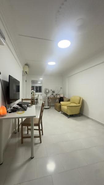 346 Clementi Avenue 5, 346 Clementi Avenue 5, Buona Vista / West Coast / Clementi New Town, 2 Bedrooms, 762 sqft, HDB Flat For Rent, by Michael Segar, 500307548 - PropertyGuru.com.sg