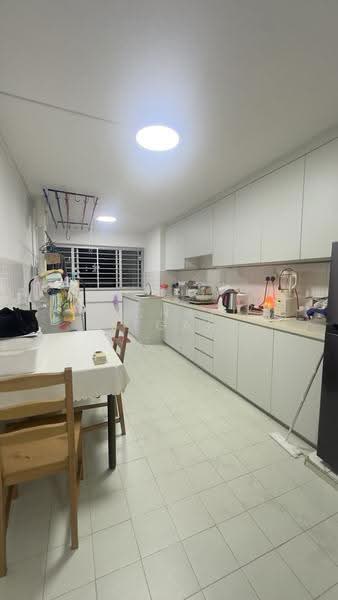 346 Clementi Avenue 5, 346 Clementi Avenue 5, Buona Vista / West Coast / Clementi New Town, 2 Bedrooms, 762 sqft, HDB Flat For Rent, by Michael Segar, 500307548 - Kitchen - PropertyGuru.com.sg