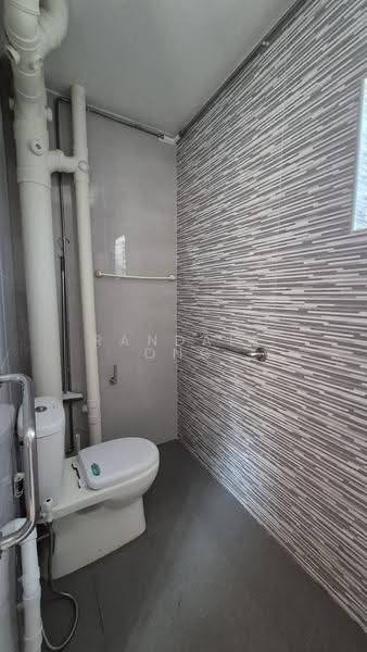 216 Bishan Street 23, 216 Bishan Street 23, Ang Mo Kio / Bishan / Thomson, Room Rental, 120 sqft, HDB Flat For Rent, by Randale Ong, 500307966 - PropertyGuru.com.sg