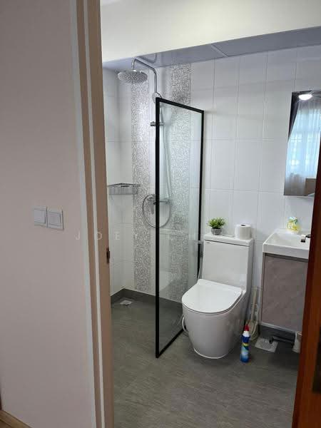 188B Fengshan GreenVille, 188B Bedok North Street 4, Bedok / Upper East Coast, Room Rental, 200 sqft, HDB Flat For Rent, by Joey Chua, 500308013 - Bathroom - PropertyGuru.com.sg