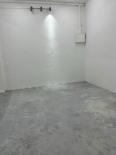 00 Jalan kayu, Seletar / Yio Chu Kang, 3 Bedrooms, 1,200 sqft, Shophouse For Rent, by Ram (Ramalingam), 500308105 - PropertyGuru.com.sg