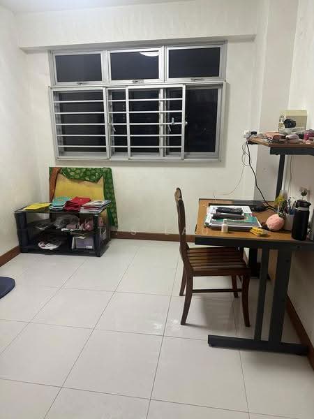 463A Sembawang Drive, 463A Sembawang Drive, Sembawang / Yishun, 2 Bedrooms, 700 sqft, HDB Flat For Rent, by T.S Lau, 500308265 - Study - PropertyGuru.com.sg