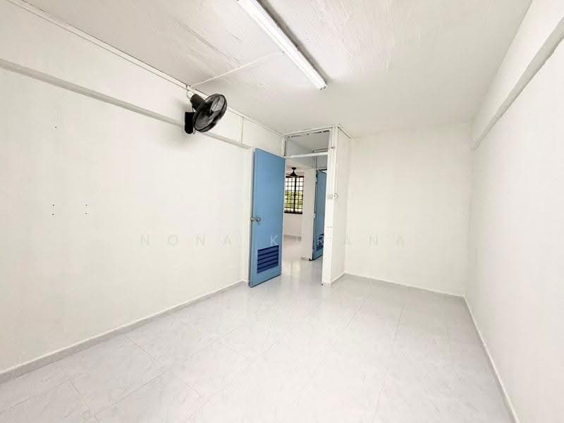 406 Tampines Street 41, 406 Tampines Street 41, Pasir Ris / Tampines, 2 Bedrooms, , HDB Flat For Sale, by Nona Kirana, 500308491 - PropertyGuru.com.sg