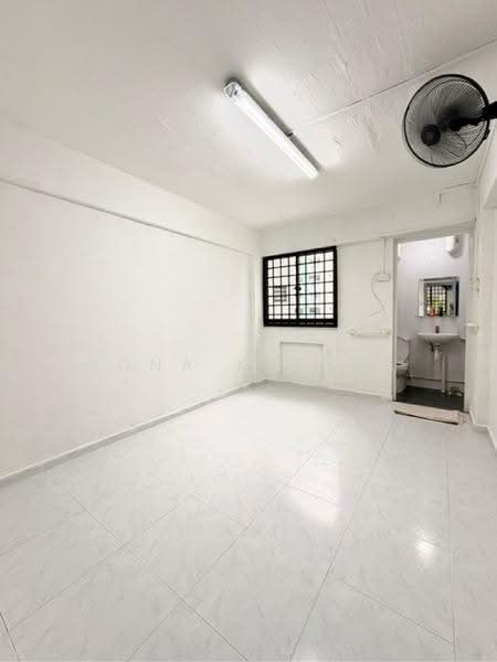 406 Tampines Street 41, 406 Tampines Street 41, Pasir Ris / Tampines, 2 Bedrooms, , HDB Flat For Sale, by Nona Kirana, 500308491 - PropertyGuru.com.sg