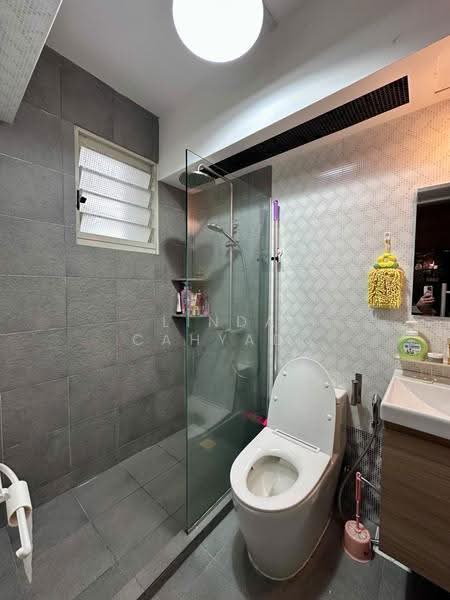 172A Edgedale Plains, 172A Edgedale Plains, Hougang / Punggol / Sengkang, Room Rental, 125 sqft, HDB Flat For Rent, by Linda Cahyadi, 500308530 - PropertyGuru.com.sg