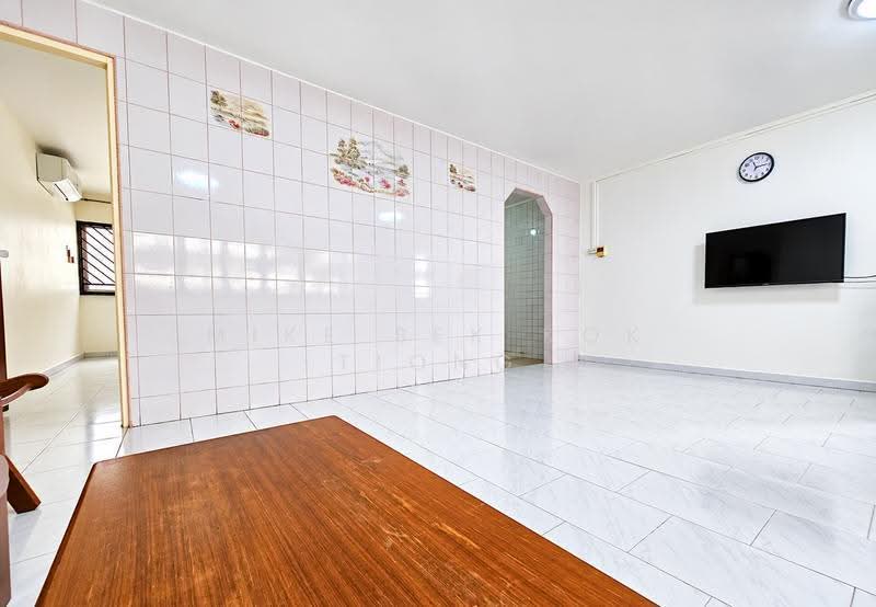 650 Hougang Avenue 8, 650 Hougang Avenue 8, Hougang / Punggol / Sengkang, 3 Bedrooms, 1,119 sqft, HDB Flat For Sale, by Mike Sek Kok Tiong, 500308586 - Living Room - PropertyGuru.com.sg