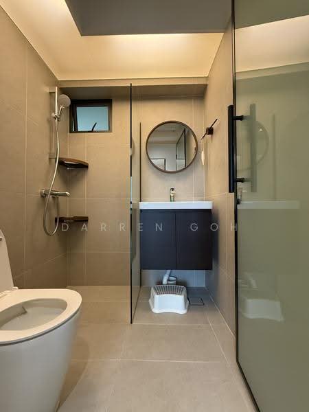 86 Dawson Road, 86 Dawson Road, Alexandra / Commonwealth, 3 Bedrooms, 893 sqft, HDB Flat For Rent, by Darren Goh, 500308735 - Common Bathroom - PropertyGuru.com.sg