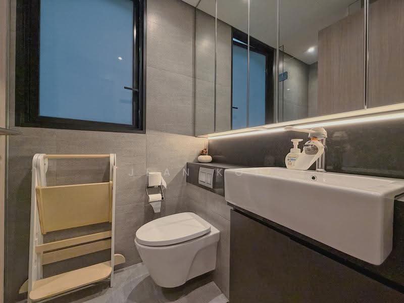 Common Bathroom