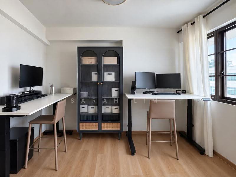 Bedroom 1 / Office Study