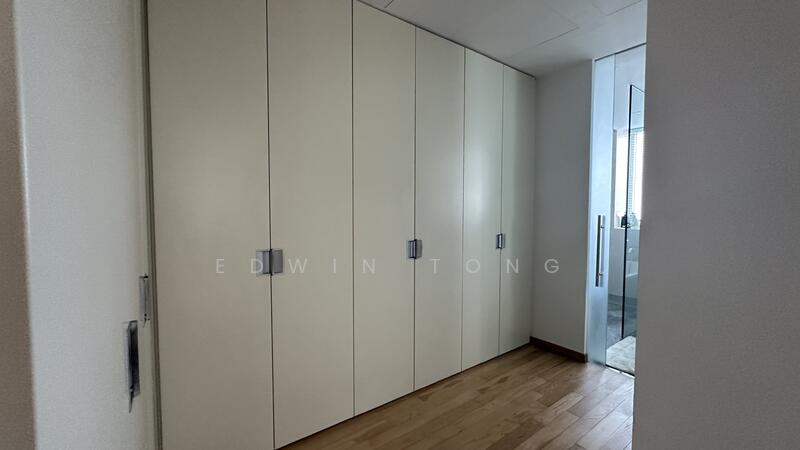 Master walk in closet