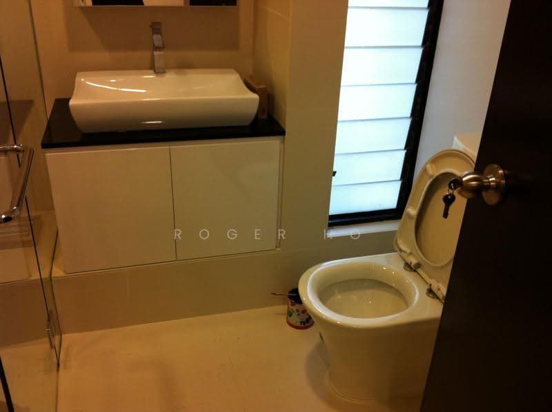 Master Toilet