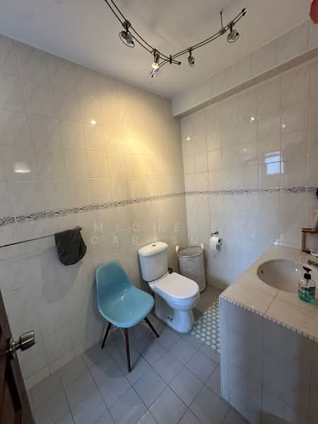 Charming Semi-D near Kheam Hock, Jalan Unggas, 4 Bedrooms, 3,800 sqft, Semi-Detached House For Rent, by Michele Cabasug, 5640087 - PropertyGuru.com.sg