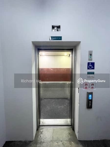 Paya Ubi Industrial Park, 51 Ubi Avenue 1, 1,369 sqft, Light Industrial (B1) For Rent, by Richard Ho, 5744813 - Lift - CommercialGuru.com.sg