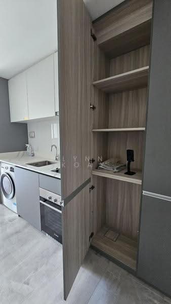 Affinity At Serangoon, 32 Serangoon North Avenue 1, Hougang / Punggol / Sengkang, 1 Bedroom, 538 sqft, Condominium For Rent, by Lynn Koay, 60000050 - Kitchen - PropertyGuru.com.sg