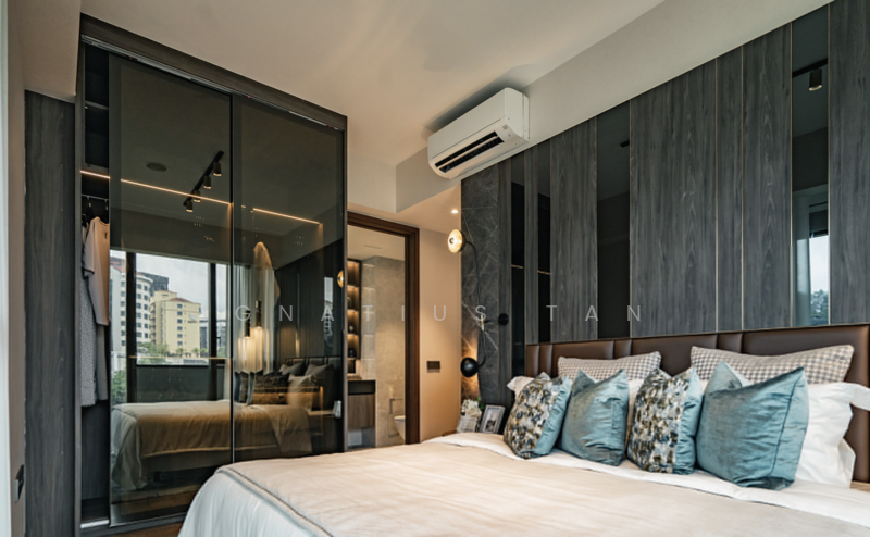 CanningHill Piers Condominium For Sale at S$ 3,999,999 | PropertyGuru Singapore - Master Bedroom