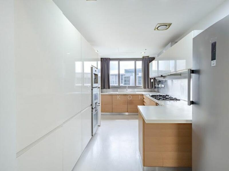 For Rent - One Robin